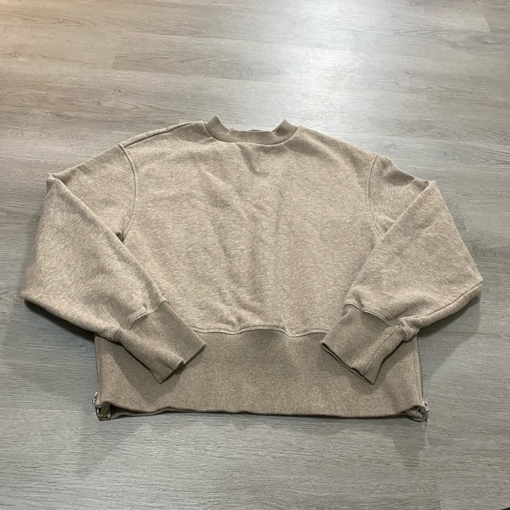 Varley Gabriella sweatshirt taupe size small read - Picture 5 of 10
